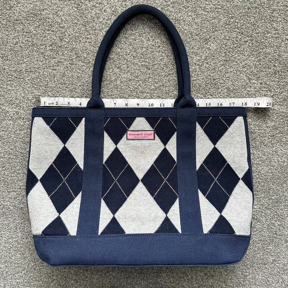Vineyard Vines Cashmere Argyle Tote Bag - Picture 10 of 13